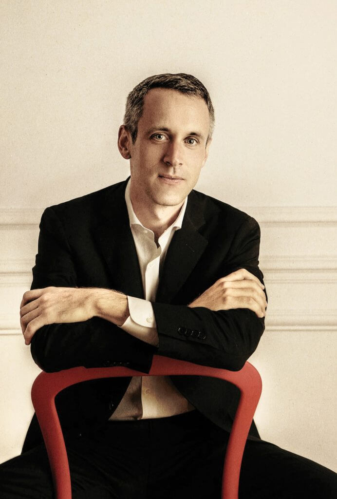 S&eacute;bastien Dauc&eacute;, conductor